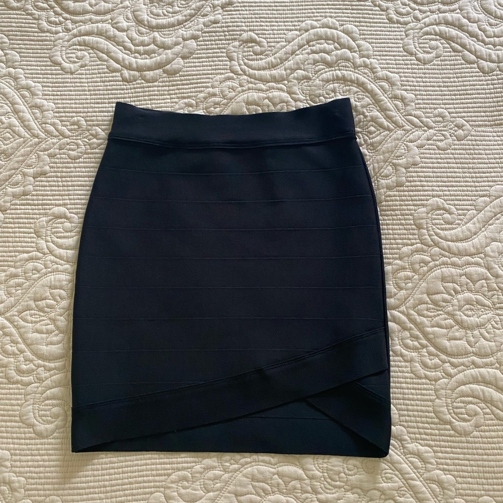 Guess Bodycon Mini Skirt Black Size M